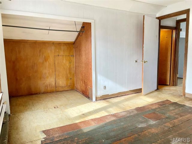 903 N Van Buren Street, Litchfield, IL 62056