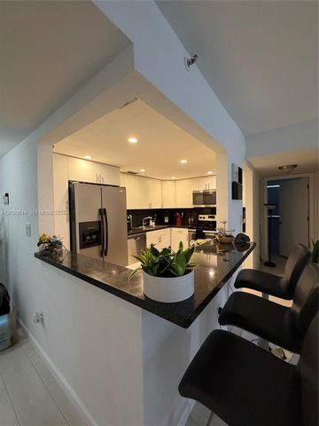 20850 San Simeon Way 3025, Miami, FL 33179