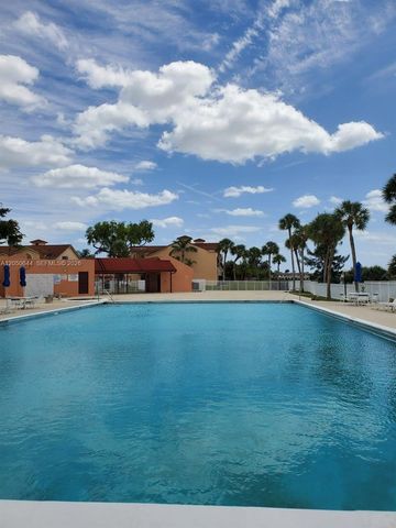 20850 San Simeon Way 3025, Miami, FL 33179