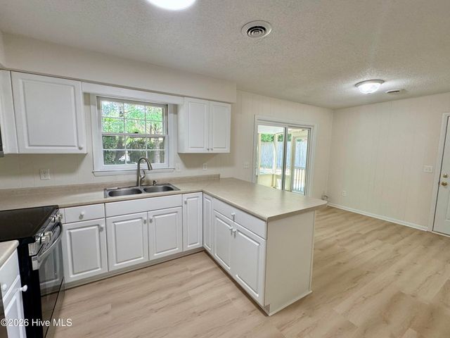 438 Sausalito Drive, Wilmington, NC 28412