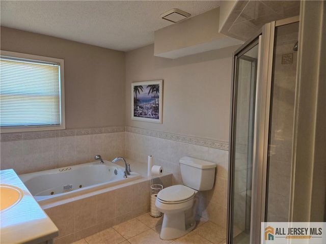75 Wooten Court 75, East Brunswick, NJ 08816