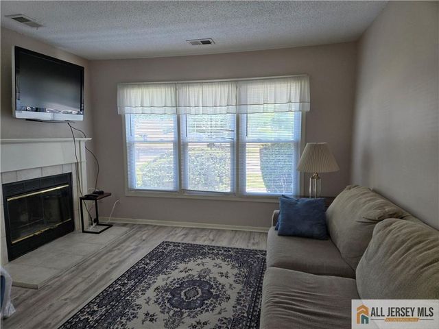 75 Wooten Court 75, East Brunswick, NJ 08816
