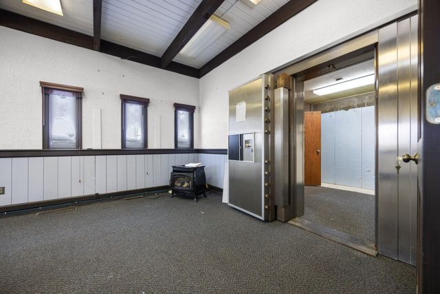 719 W Main Street, Gaylord, MI 49735