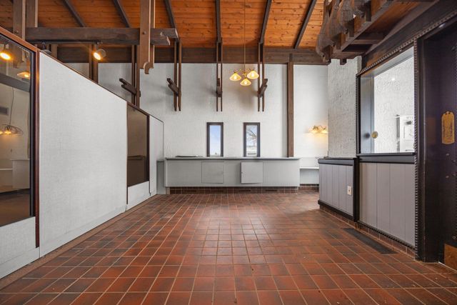 719 W Main Street, Gaylord, MI 49735