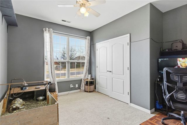 194 Hailey Drive, Centerton, AR 72719