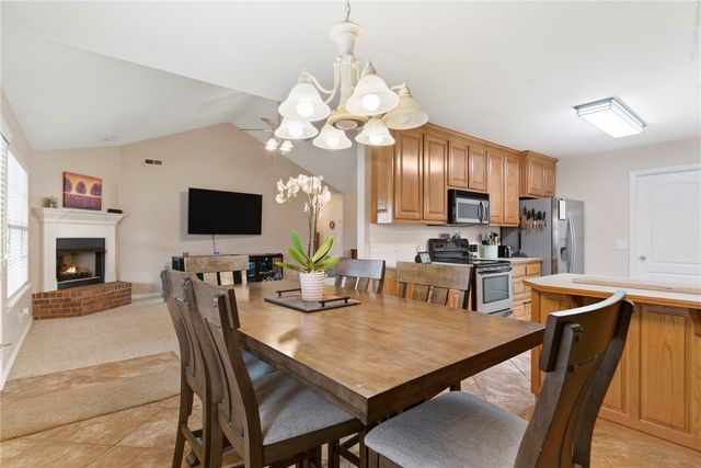 194 Hailey Drive, Centerton, AR 72719