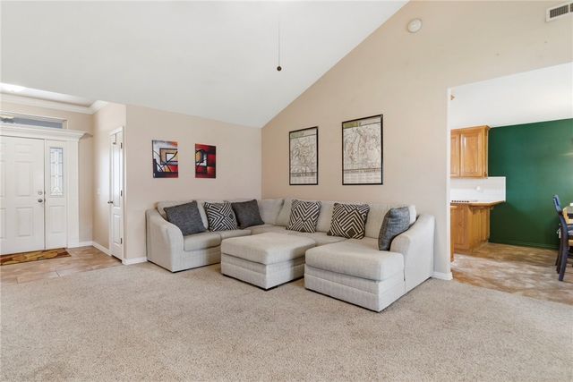 194 Hailey Drive, Centerton, AR 72719