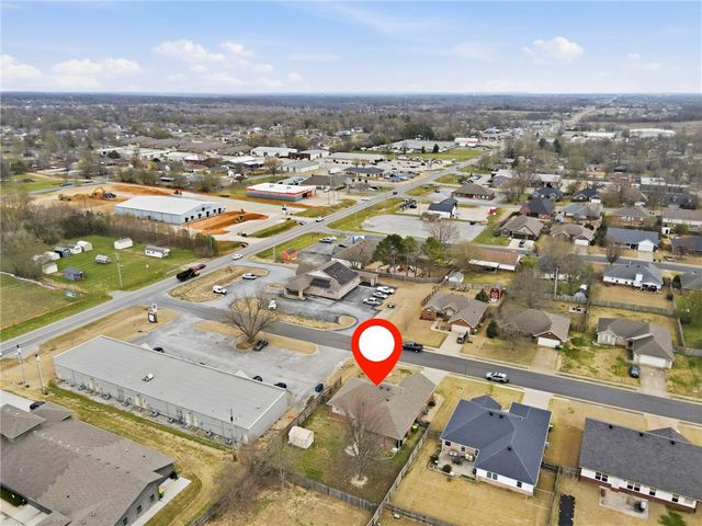 194 Hailey Drive, Centerton, AR 72719