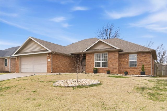 194 Hailey Drive, Centerton, AR 72719