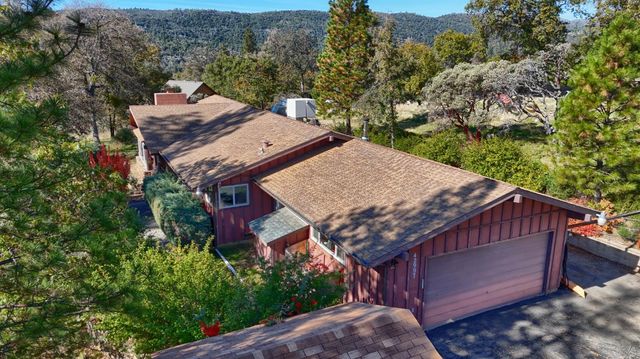 42997 E Mountain View Lane, Oakhurst, CA 93644
