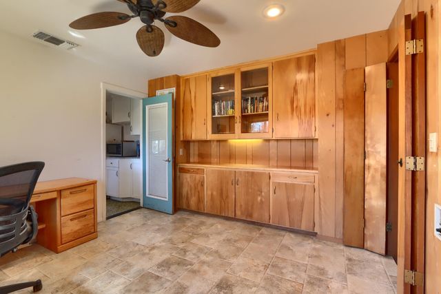 42997 E Mountain View Lane, Oakhurst, CA 93644