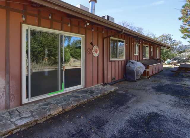 42997 E Mountain View Lane, Oakhurst, CA 93644