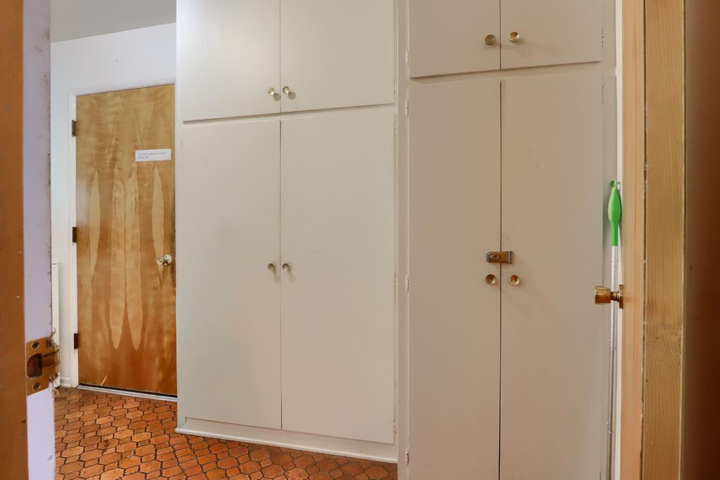 Image 38 of property listing at 42997 E Mountain View Lane, Oakhurst, CA 93644