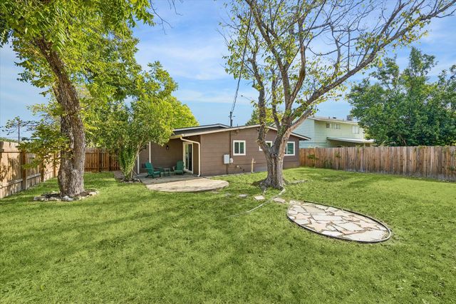 511 Arbor LN, Austin, TX 78745