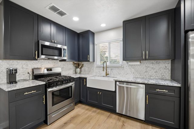 511 Arbor LN, Austin, TX 78745