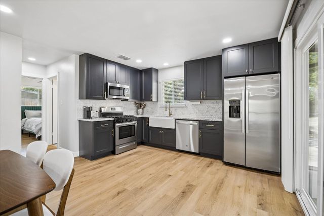 511 Arbor LN, Austin, TX 78745