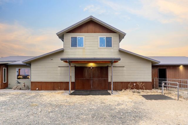 8813 Hayes Ln, Smartsville, CA 95977