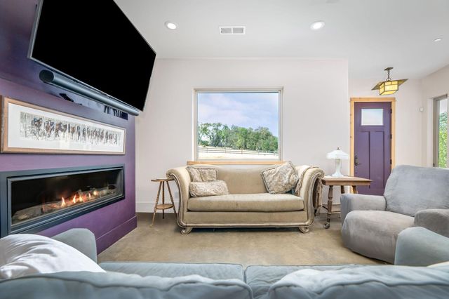 8813 Hayes Ln, Smartsville, CA 95977