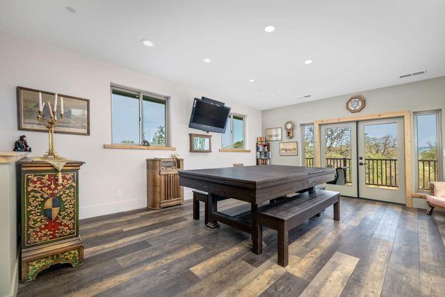 8813 Hayes Ln, Smartsville, CA 95977