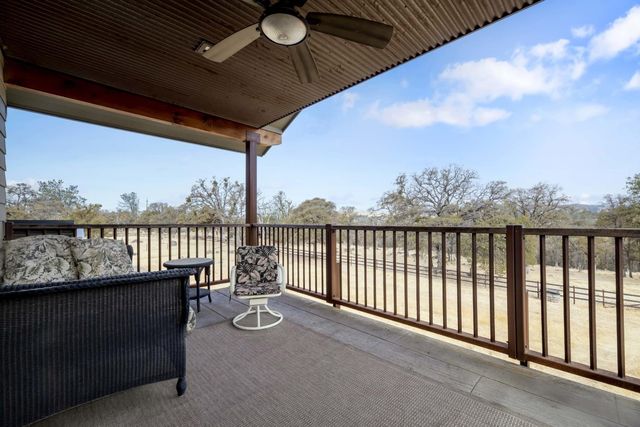 8813 Hayes Ln, Smartsville, CA 95977