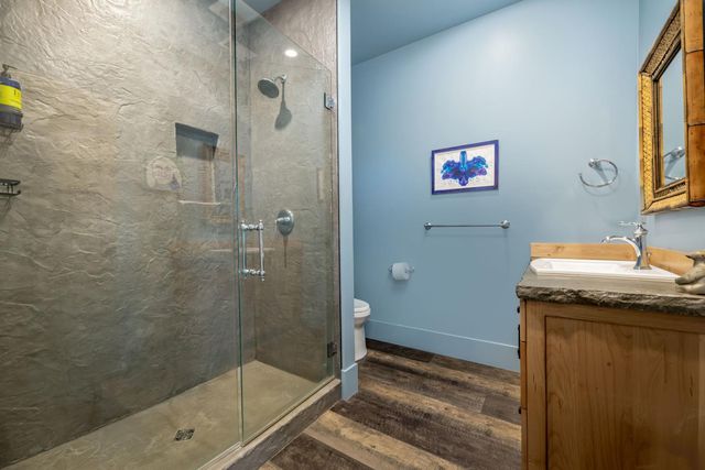 8813 Hayes Ln, Smartsville, CA 95977