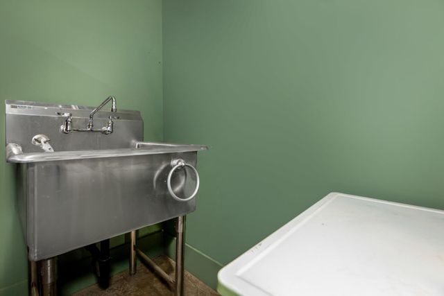 8813 Hayes Ln, Smartsville, CA 95977