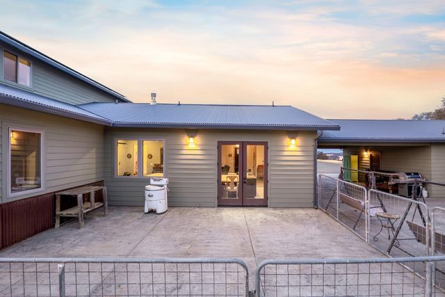 8813 Hayes Ln, Smartsville, CA 95977