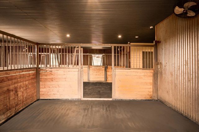 8813 Hayes Ln, Smartsville, CA 95977