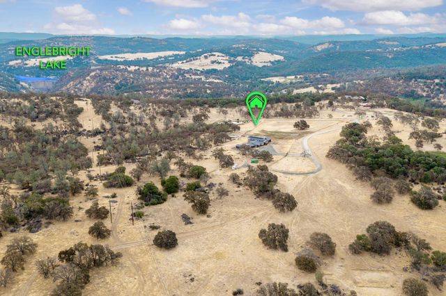 8813 Hayes Ln, Smartsville, CA 95977