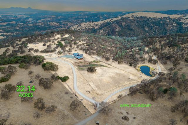 8813 Hayes Ln, Smartsville, CA 95977