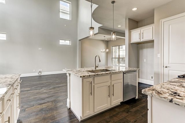 4859 Benning Dr, Houston, TX 77035