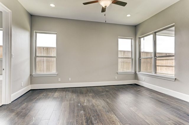 4859 Benning Dr, Houston, TX 77035