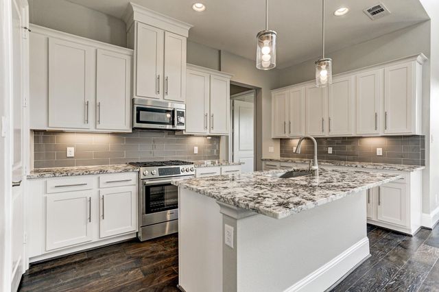 4859 Benning Dr, Houston, TX 77035