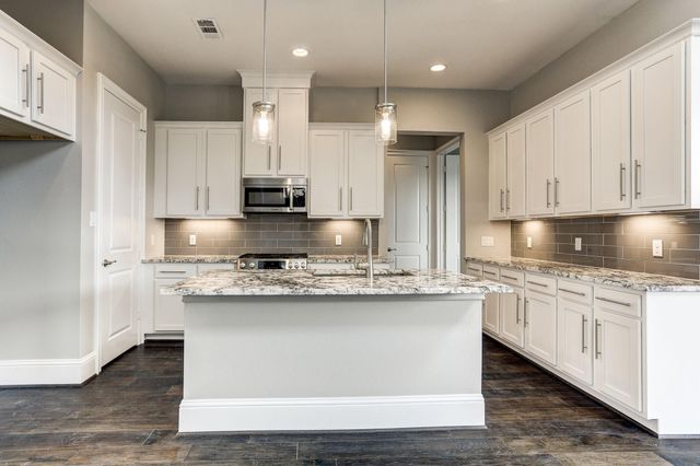 4859 Benning Dr, Houston, TX 77035
