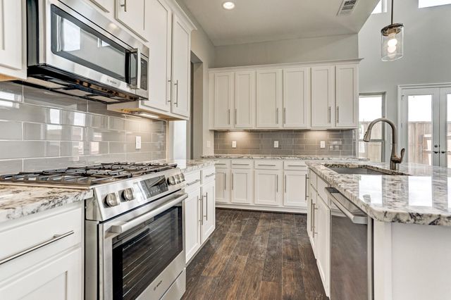 4859 Benning Dr, Houston, TX 77035