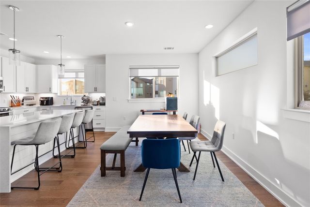 5315 La Crosse Ave 16, Austin, TX 78739