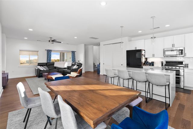 5315 La Crosse Ave 16, Austin, TX 78739