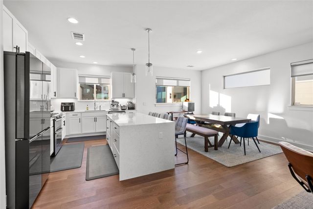 5315 La Crosse Ave 16, Austin, TX 78739