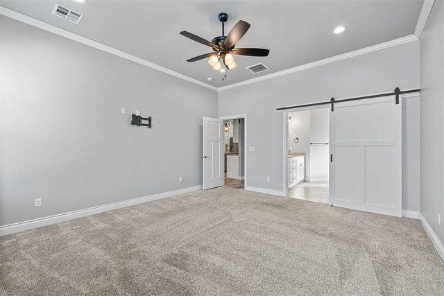 4813 Hambletonian Lane, Mustang, OK 73064