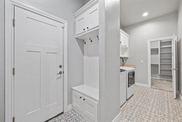 4813 Hambletonian Lane, Mustang, OK 73064