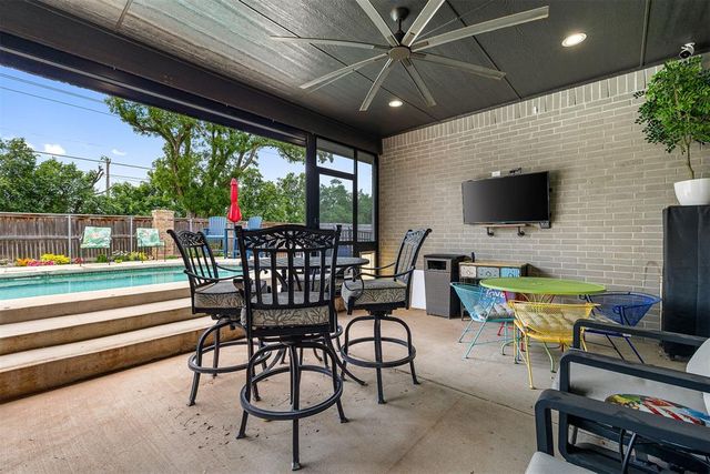 4813 Hambletonian Lane, Mustang, OK 73064