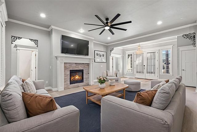 4813 Hambletonian Lane, Mustang, OK 73064