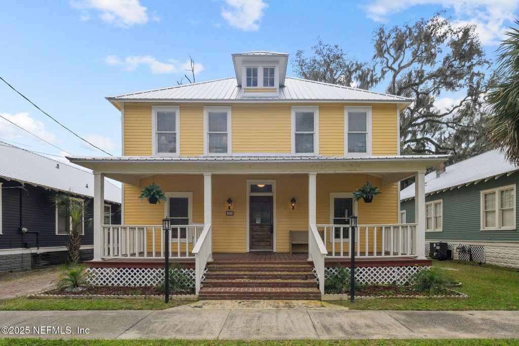 313 MADISON Street, Palatka, FL 32177