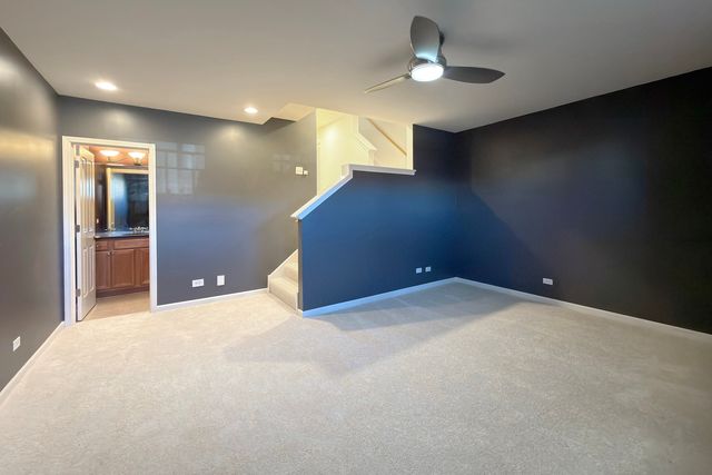 5910 N Northwest Highway 5910, Chicago, IL 60631