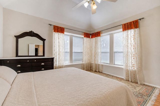2715 Kimbleton Court, Houston, TX 77082