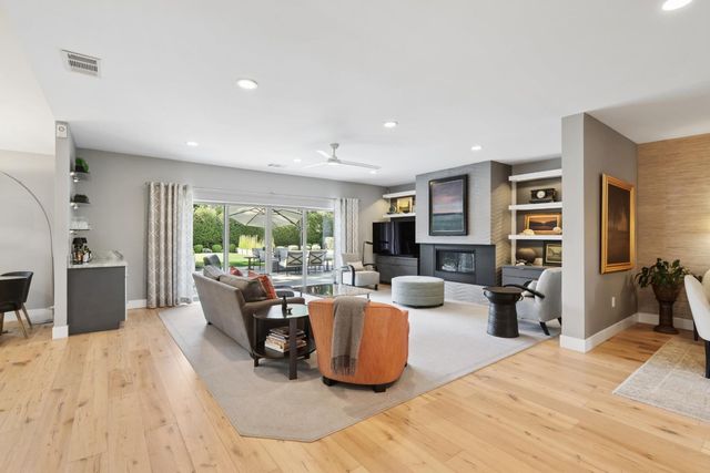 1609 Gary Way, Carmichael, CA 95608