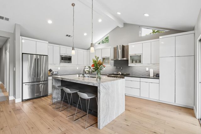 1609 Gary Way, Carmichael, CA 95608