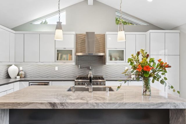 1609 Gary Way, Carmichael, CA 95608