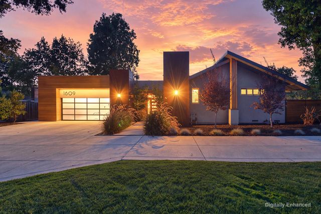 1609 Gary Way, Carmichael, CA 95608