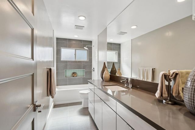 1609 Gary Way, Carmichael, CA 95608